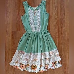 Matilda Jane mint floral lace dress small